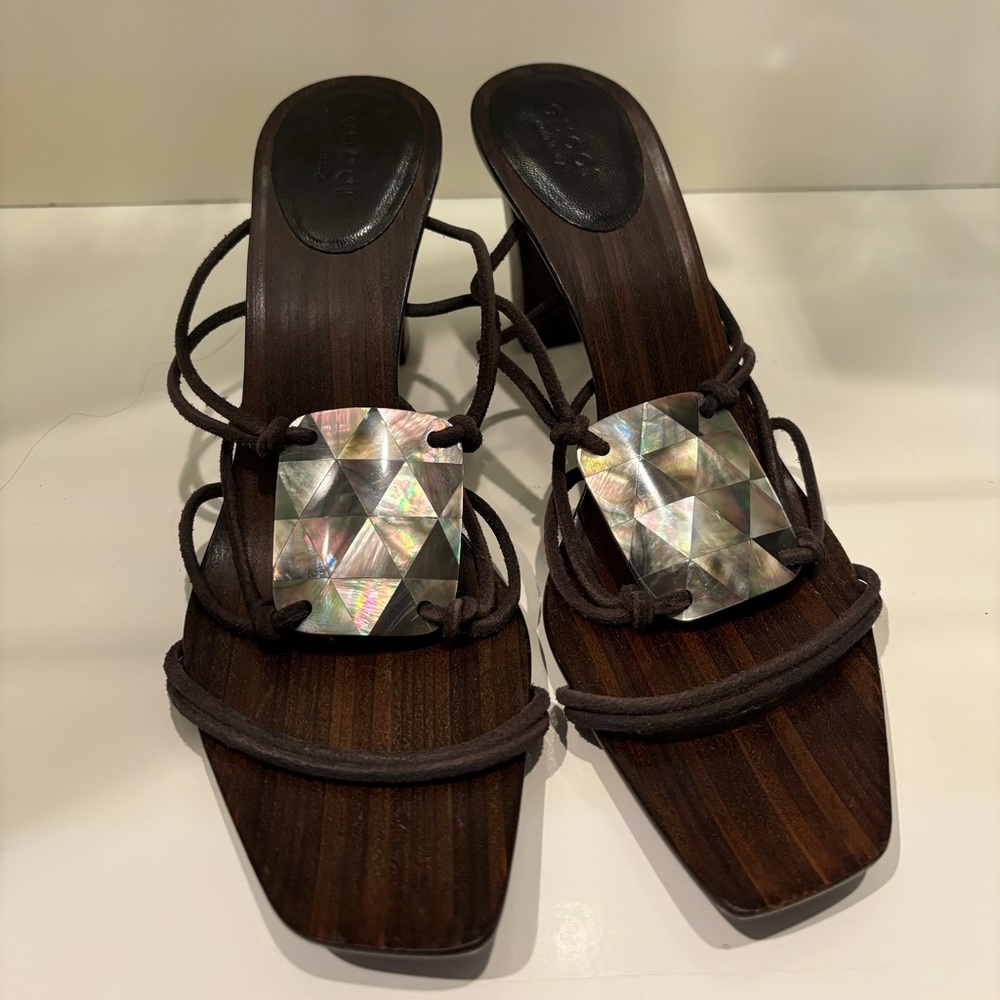 Gucci block heel sandal with shell mosaic detail. Size 8.5 Chocolate brown.